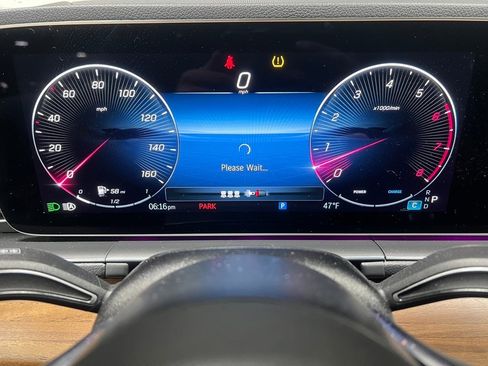 Used 2025 Mercedes-Benz GLE 450 4MATIC image 32