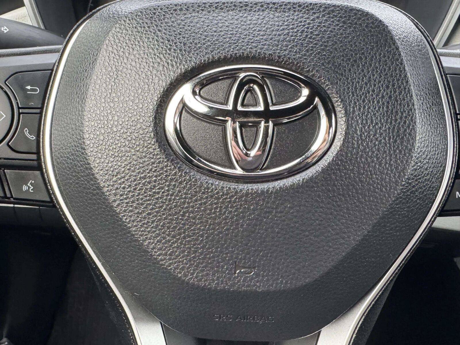 Used 2024 Toyota Corolla SE FWD image 21