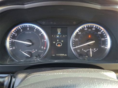 Used 2014 Toyota Highlander Limited image 21