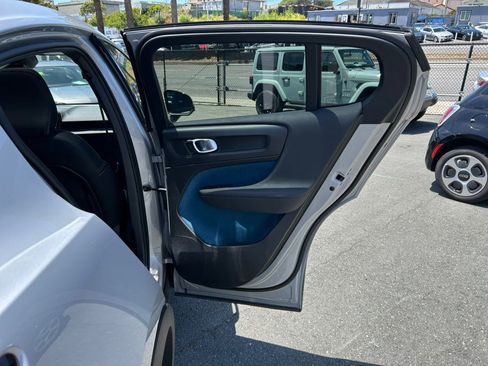 Used 2023 Volvo C40 P8 Recharge Ultimate AWD/4WD image 42