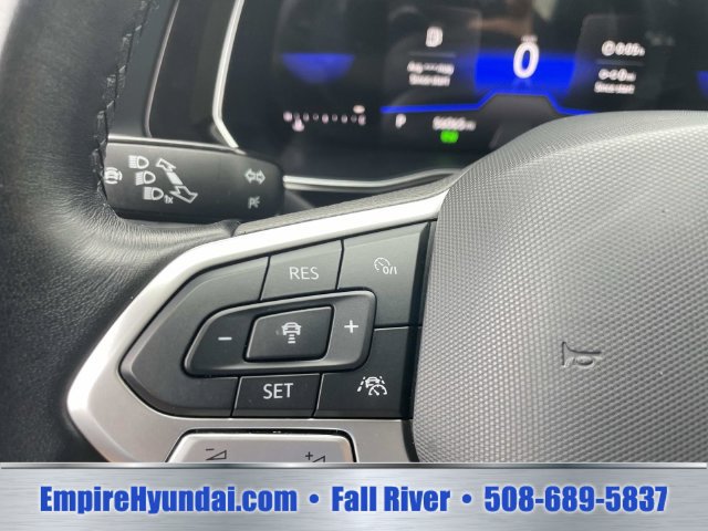Used 2024 Volkswagen Jetta SE FWD image 33