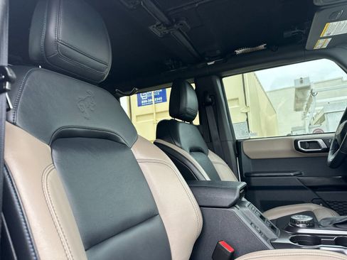 Used 2024 Ford Bronco Wildtrak AWD/4WD image 18