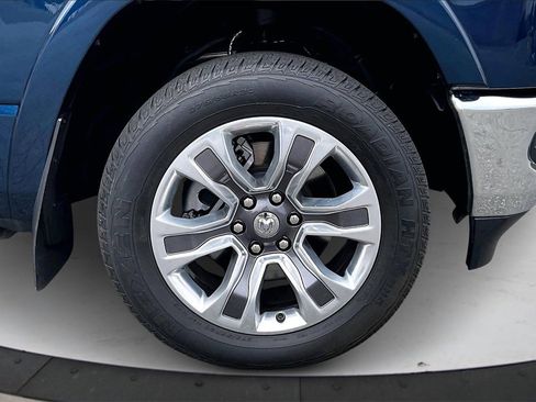 Certified 2024 RAM 1500 Limited image 35