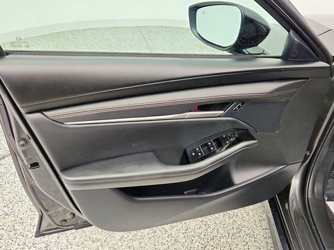 Used 2025 MAZDA MAZDA3 s image 10