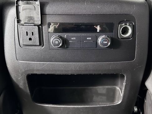 Used 2016 Chevrolet Tahoe LT image 24