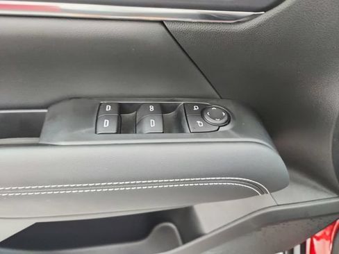 Used 2026 GMC Terrain Elevation w/ Technology Package II FWD image 28