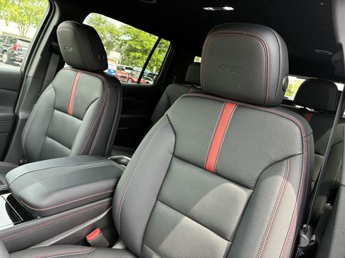 New 2026 Chevrolet Traverse RS FWD image 23