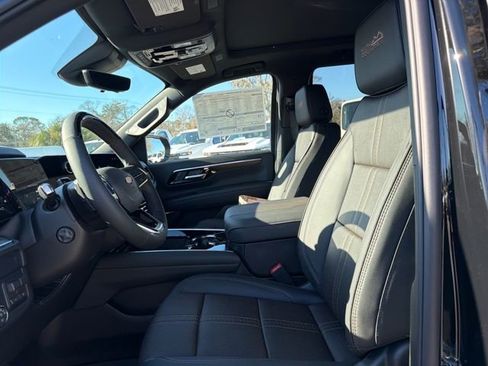 New 2026 Chevrolet Tahoe High Country AWD/4WD image 16