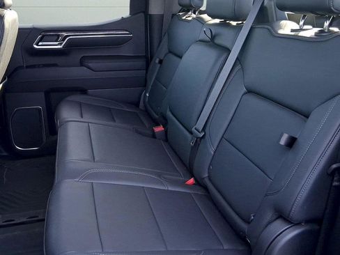 Used 2023 Chevrolet Silverado 1500 LTZ image 13