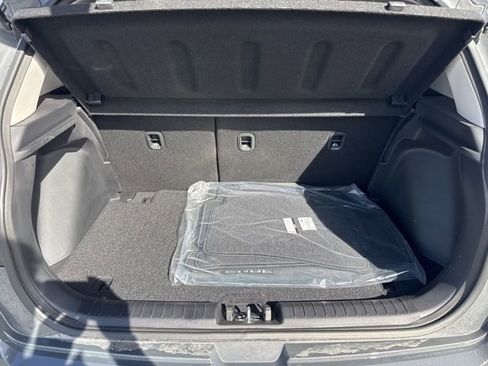 Used 2025 Hyundai Venue SE image 10