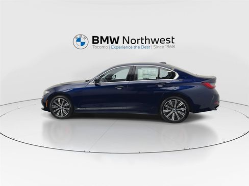 New 2026 BMW 330i xDrive Sedan w/ Convenience Package image 11