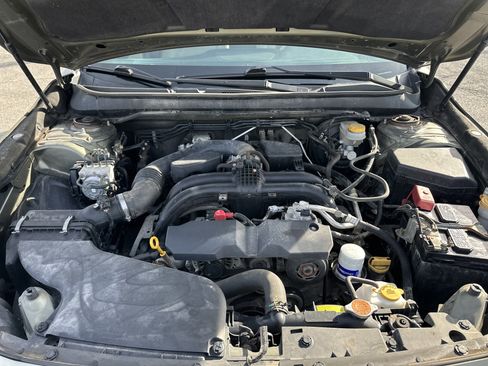 Used 2015 Subaru Outback 2.5i Limited image 10