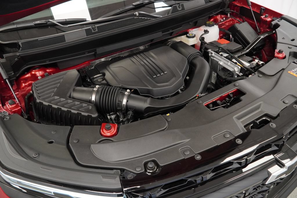 New 2027 Chevrolet Traverse RS w/ LPO, Floor Liner Package AWD/4WD image 41