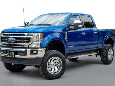 Used 2022 Ford F250 Lariat w/ Lariat Ultimate Package AWD/4WD image 4