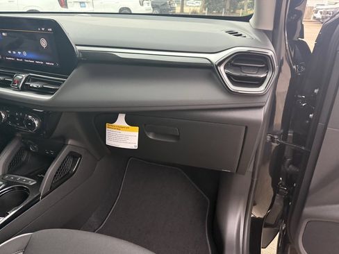 New 2026 Chevrolet TrailBlazer LT w/ Convenience Package image 44