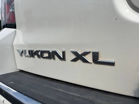 Used 2018 GMC Yukon XL Denali w/ Denali Ultimate Package AWD/4WD image 12
