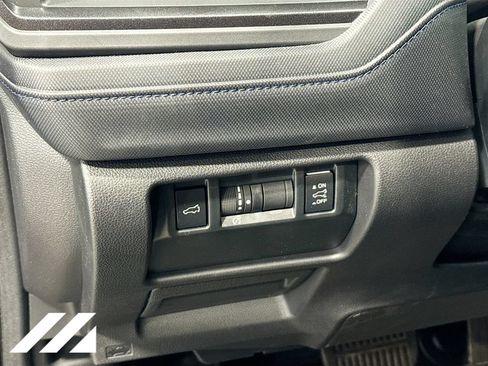 Used 2026 Subaru Forester Premium AWD/4WD image 10