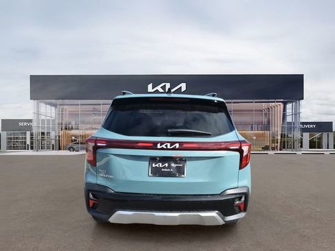 New 2026 Kia Seltos EX FWD image 5