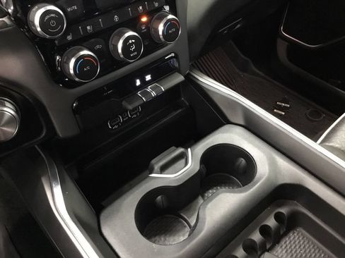 Used 2023 RAM 1500 Laramie AWD/4WD image 28