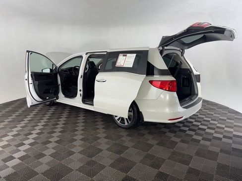Used 2023 Honda Odyssey Touring image 18