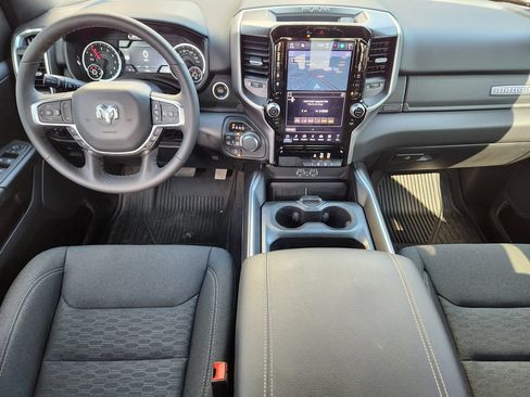 Used 2025 RAM 1500 Big Horn AWD/4WD image 10