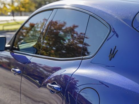 Certified 2022 Maserati Levante Modena S AWD/4WD image 8