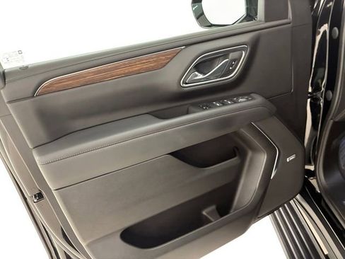 Used 2023 Chevrolet Tahoe High Country image 13