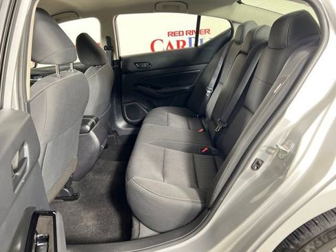 Used 2023 Nissan Altima 2.5 SV image 24