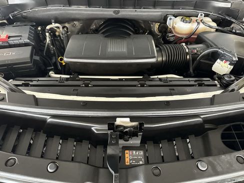 Used 2023 Chevrolet Suburban RST w/ Luxury Package RWD image 12