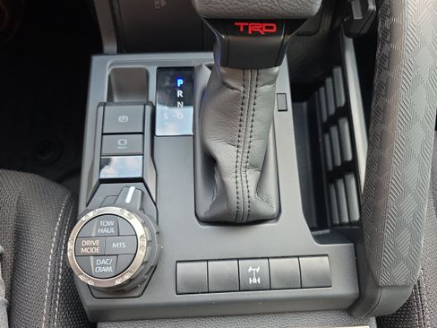 Used 2025 Toyota 4Runner TRD Off-Road AWD/4WD image 27