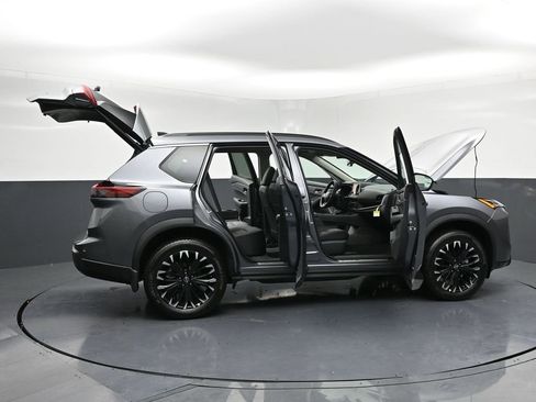 New 2026 Nissan Rogue SV image 37