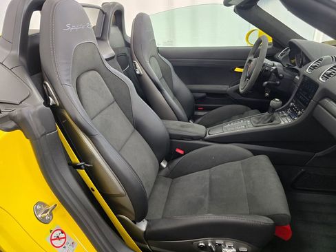 Certified 2025 Porsche 718 Boxster Spyder RS image 21