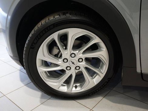 New 2027 Chevrolet Bolt LT image 27