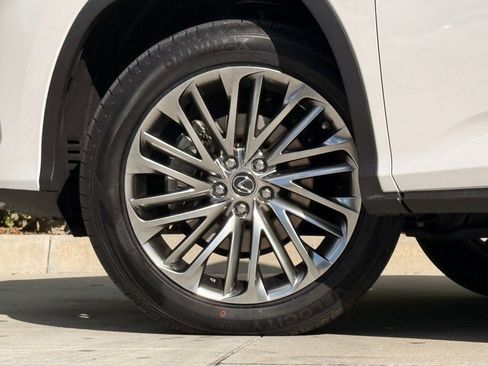 Certified 2022 Lexus RX 450h AWD w/ Luxury Package image 10