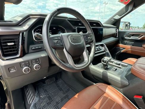 Certified 2023 GMC Sierra 1500 Denali Ultimate image 10