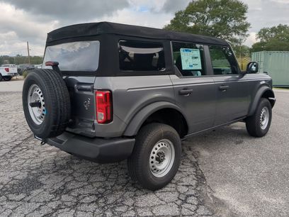 New 2025 Ford Bronco 4-Door