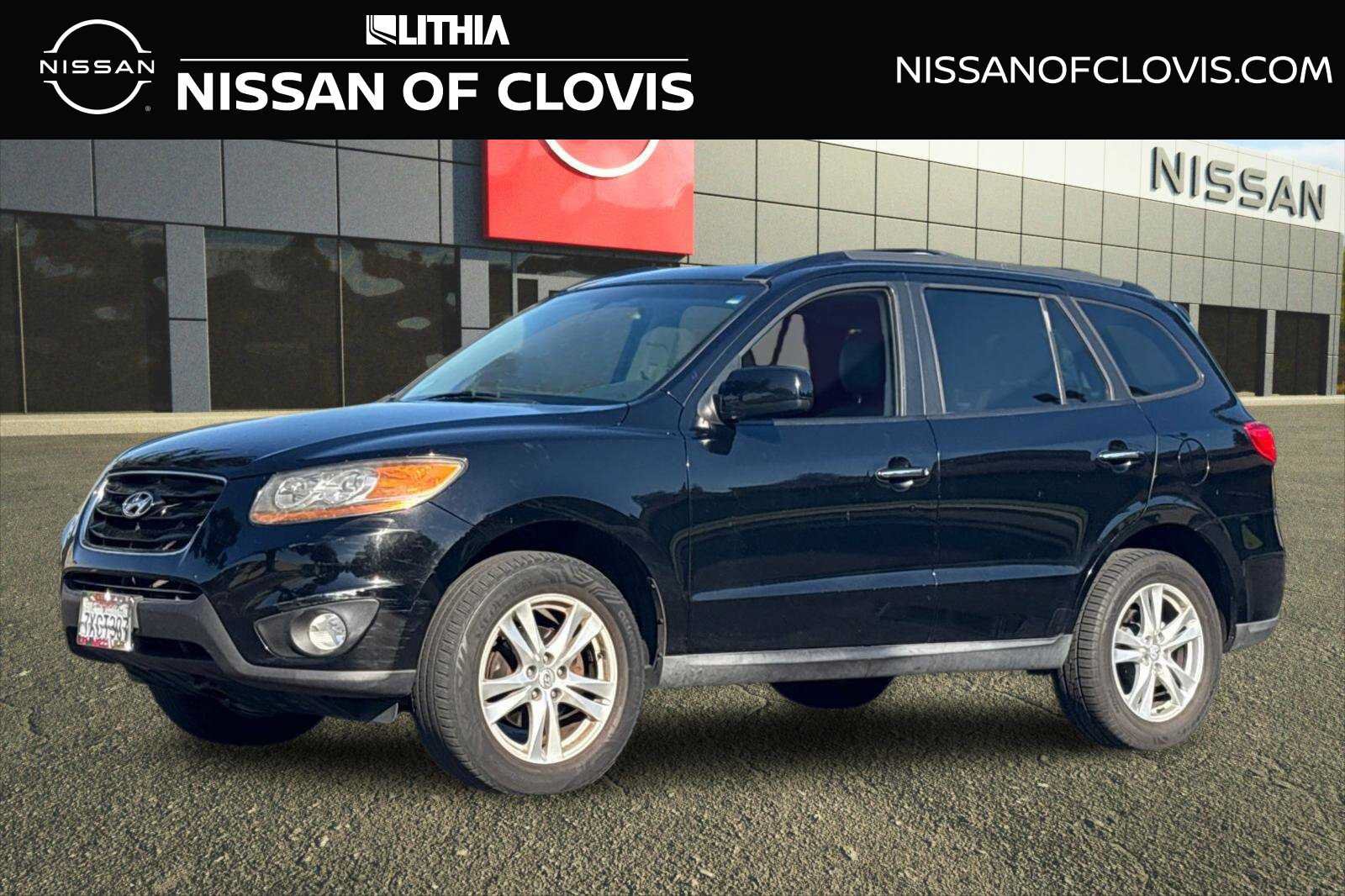 Used 2011 Hyundai Santa Fe Limited AWD/4WD image 1