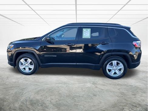 Certified 2022 Jeep Compass Latitude w/ Sun and Sound Group image 7