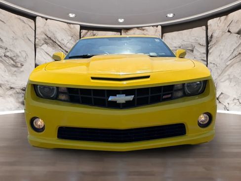 Used 2011 Chevrolet Camaro SS w/ RS Package RWD image 2
