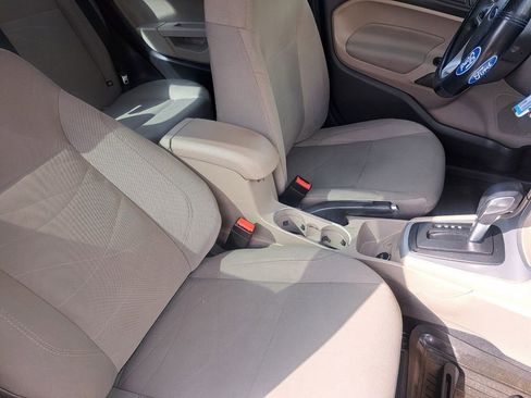 Used 2018 Ford Fiesta SE image 16