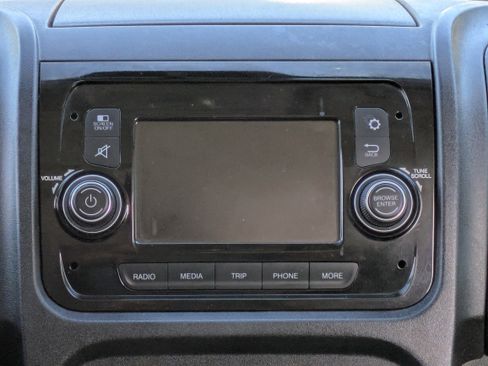 Used 2021 RAM ProMaster 2500 image 19