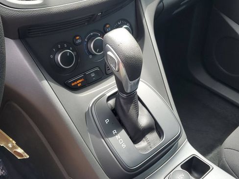 Used 2015 Ford Escape S FWD image 30