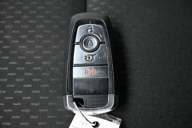 Certified 2025 Ford Escape ST-Line FWD image 26