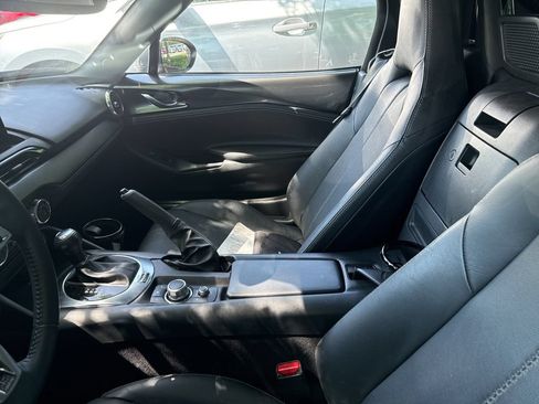Certified 2023 MAZDA MX-5 Miata Grand Touring RWD image 37