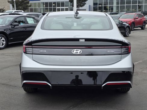 New 2025 Hyundai Sonata SEL image 8