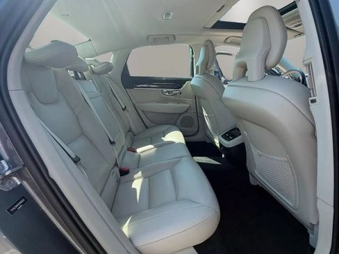 Used 2017 Volvo S90 T6 Momentum w/ Vision Package AWD/4WD image 12