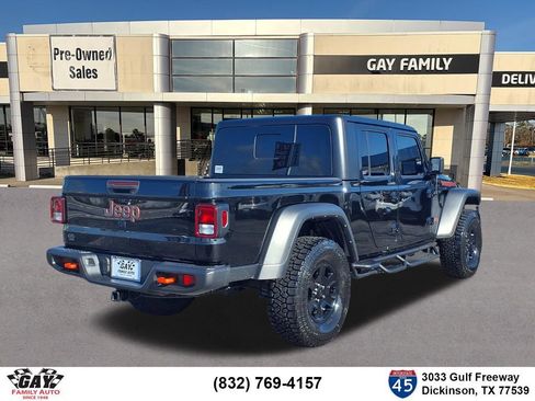 Used 2023 Jeep Gladiator Mojave w/ Trailer Tow Package AWD/4WD image 2