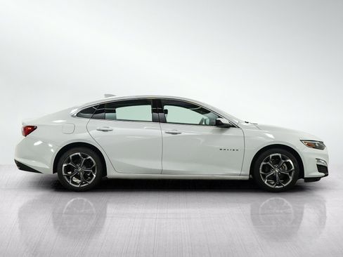 Used 2023 Chevrolet Malibu LT w/ Driver Confidence Package FWD image 6