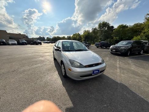 Used 2004 Ford Focus SE FWD image 19