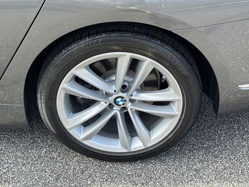 Used 2018 BMW 750i xDrive image 19